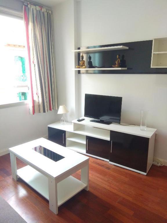 Plaza Merced Apartamentos Малага Екстериор снимка